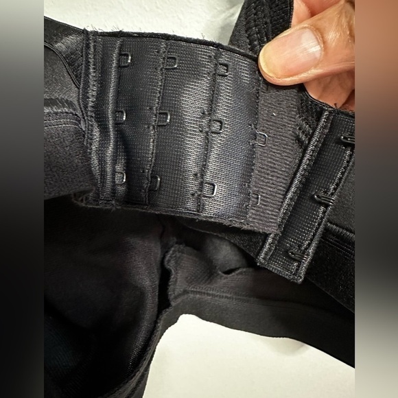 Playtex 18 Hour Bra 4159 Wire Free Size 40C Black 4 Way Support Breathable - Picture 9 of 13